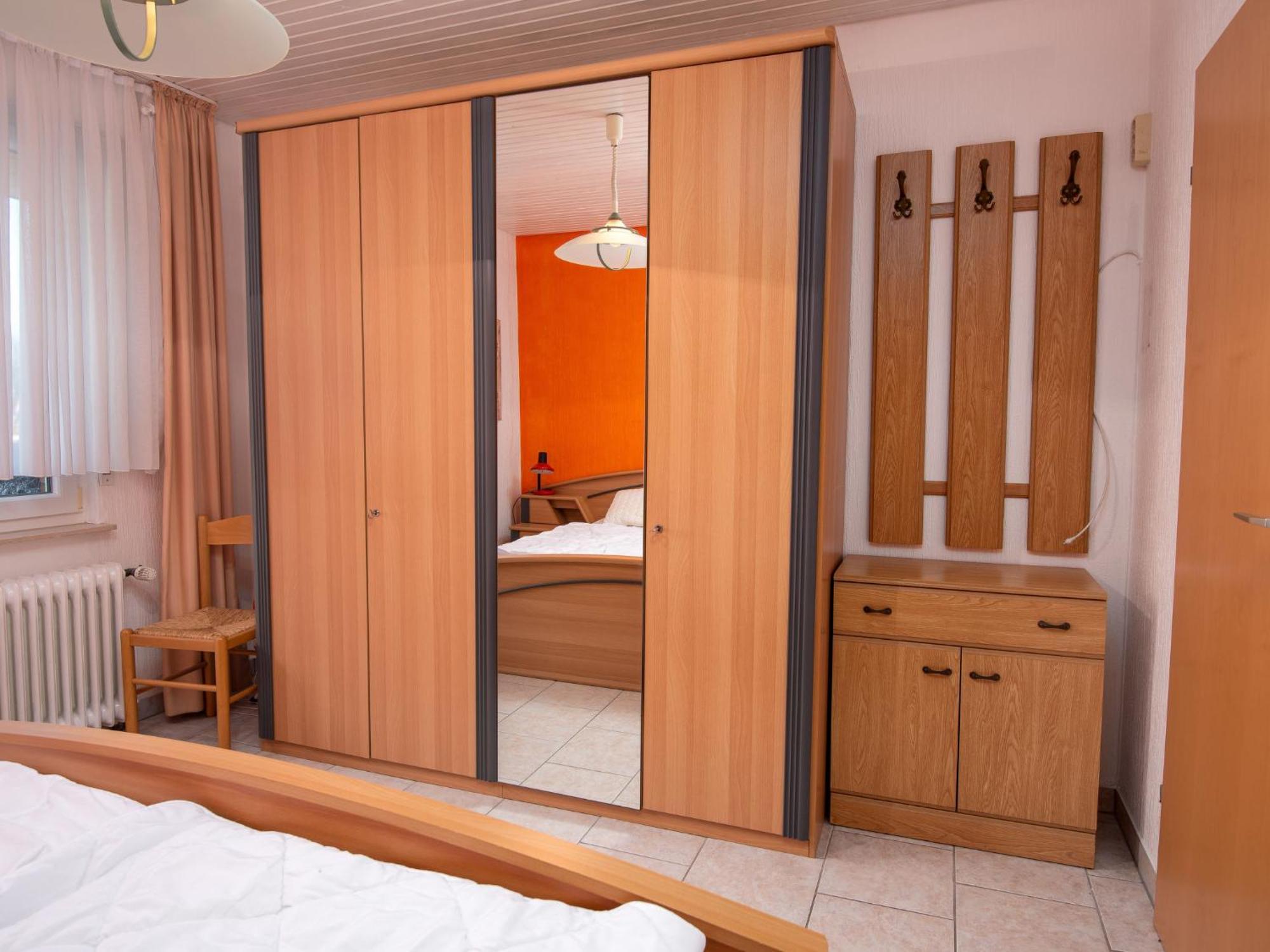 Apartment Knurrhahn By Interhome Norddeich (Norden)
